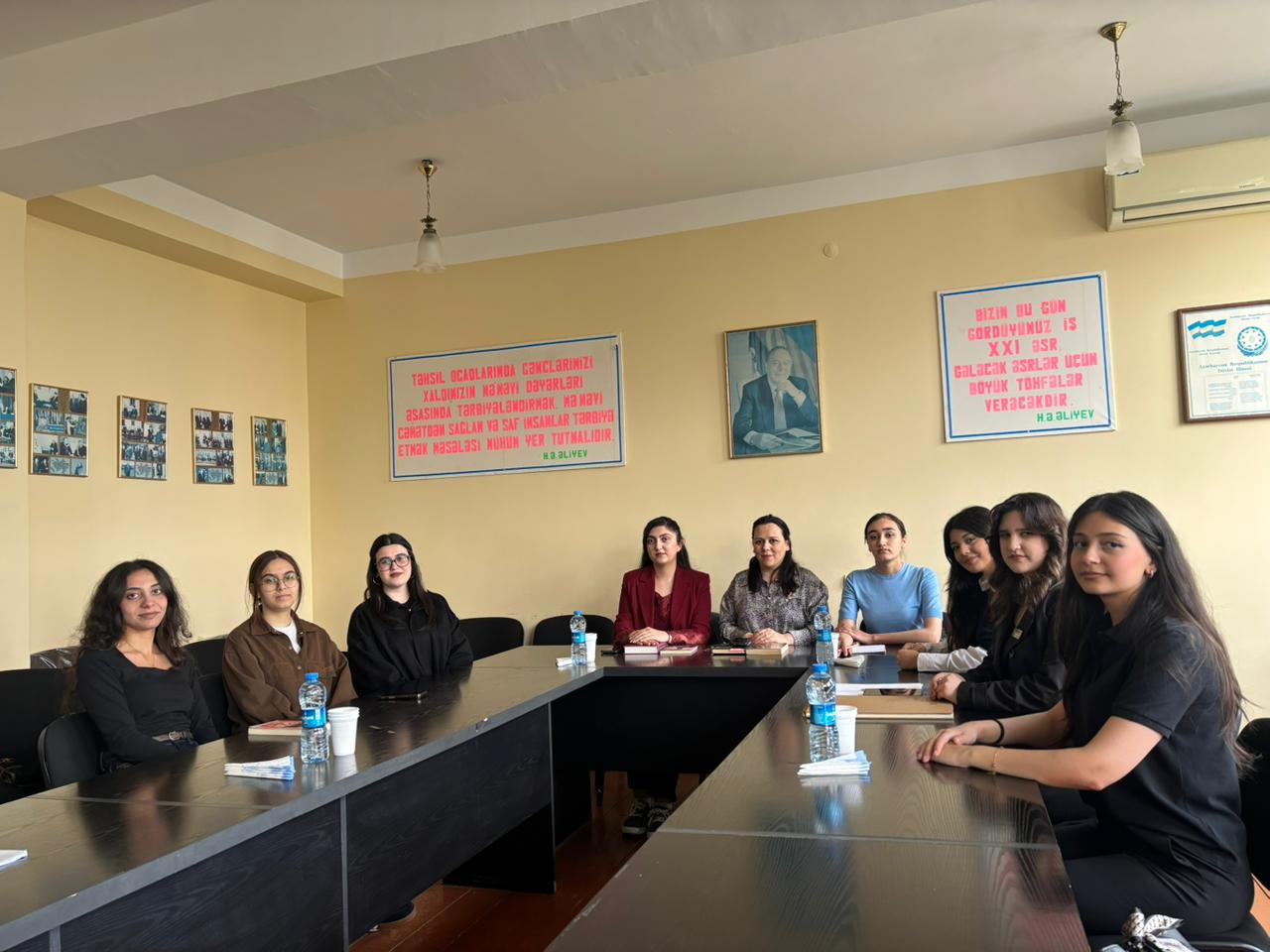 BQU-da Humay Ədəbi Birliyinin növbəti ədəbi məclisi keçirildi