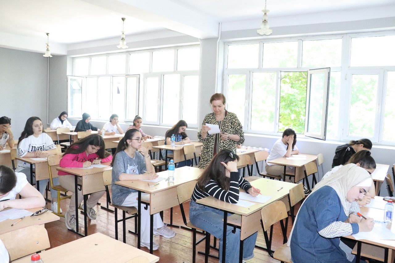 Bu gündən BQU-da yaz imtahan sessiyası başladı