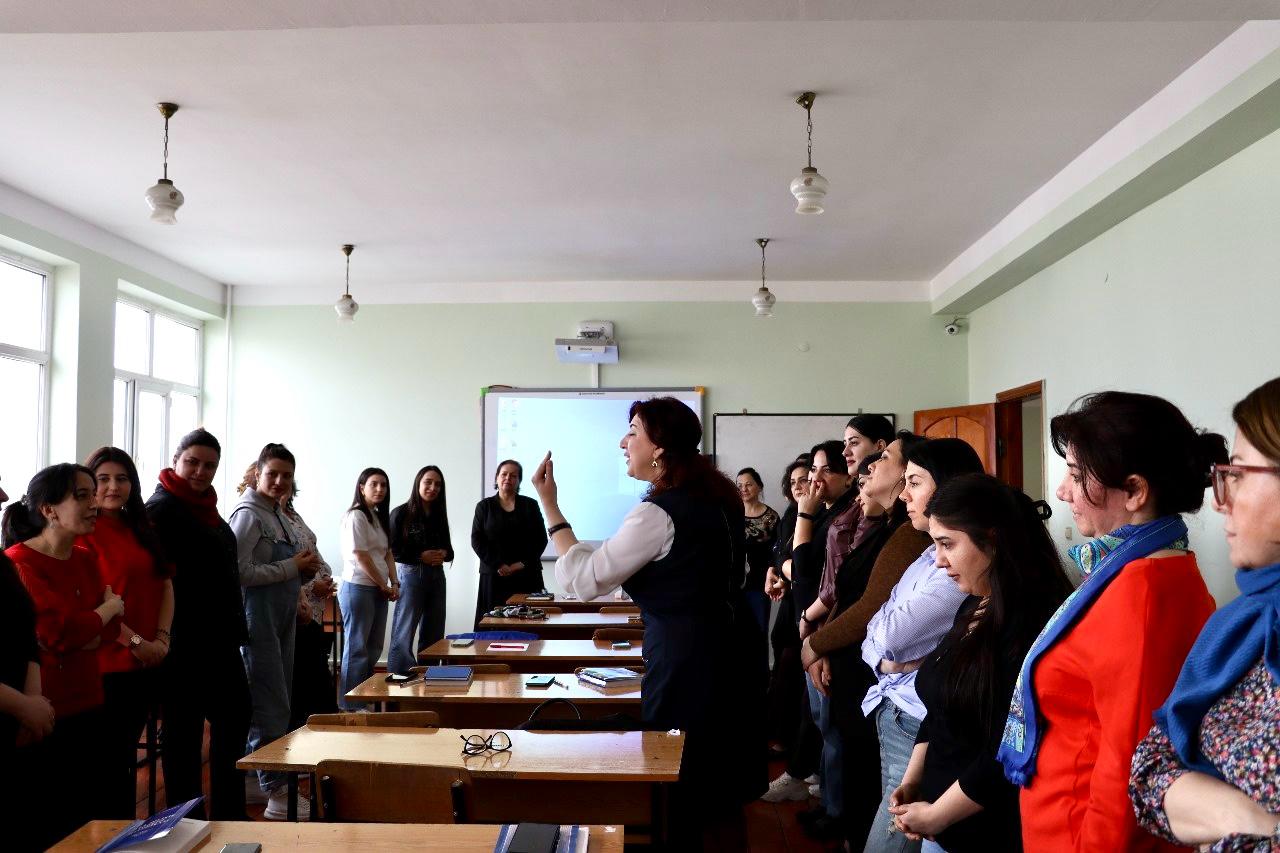 Bakı Qızlar Universitetində “Auditoriyanın idarə olunması" mövzusunda təlim keçirildi