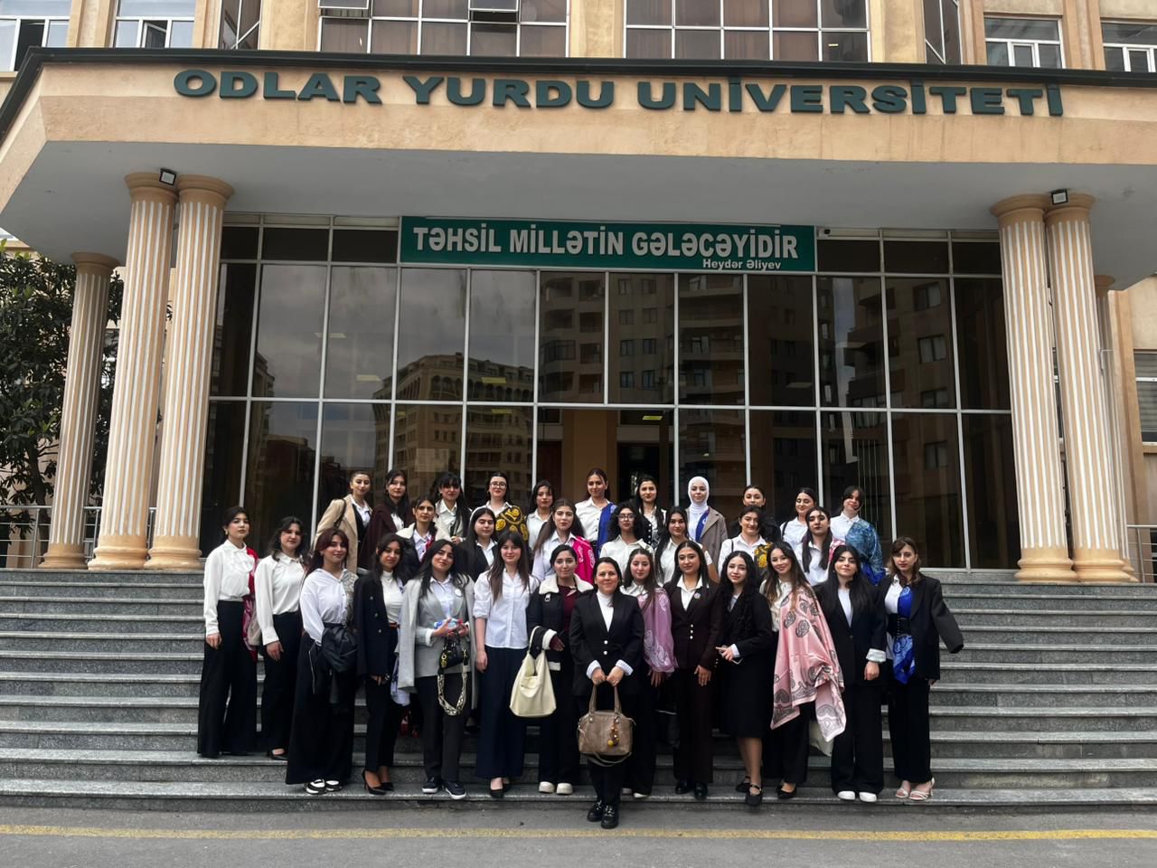 BQU tələbələri  Odlar Yurdu Universitetində keçirilən bədii yaradıcılıq müsabiqə-festivalında iştirak ediblər