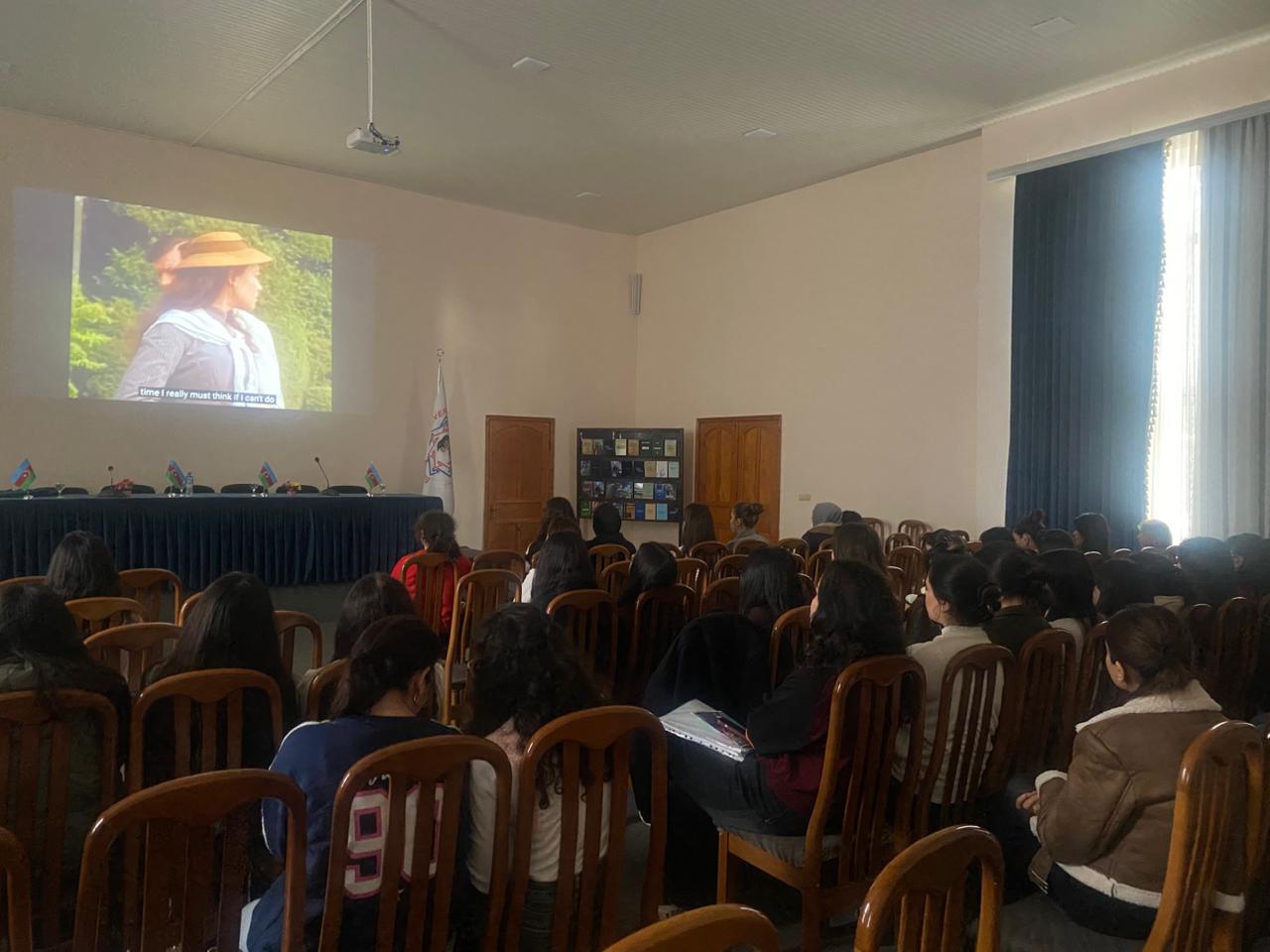 Bakı Qızlar Universitetində növbəti “Film Saatı” keçirildi