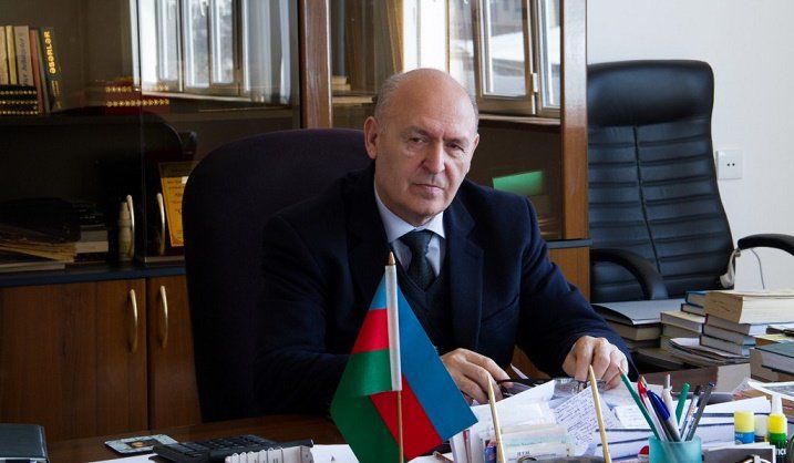 Bu gün Azərbaycanın tanınmış ziyalısı, görkəmli alim və yazıçı-dramaturq Ağarəhim Rəhimovun doğum günüdür