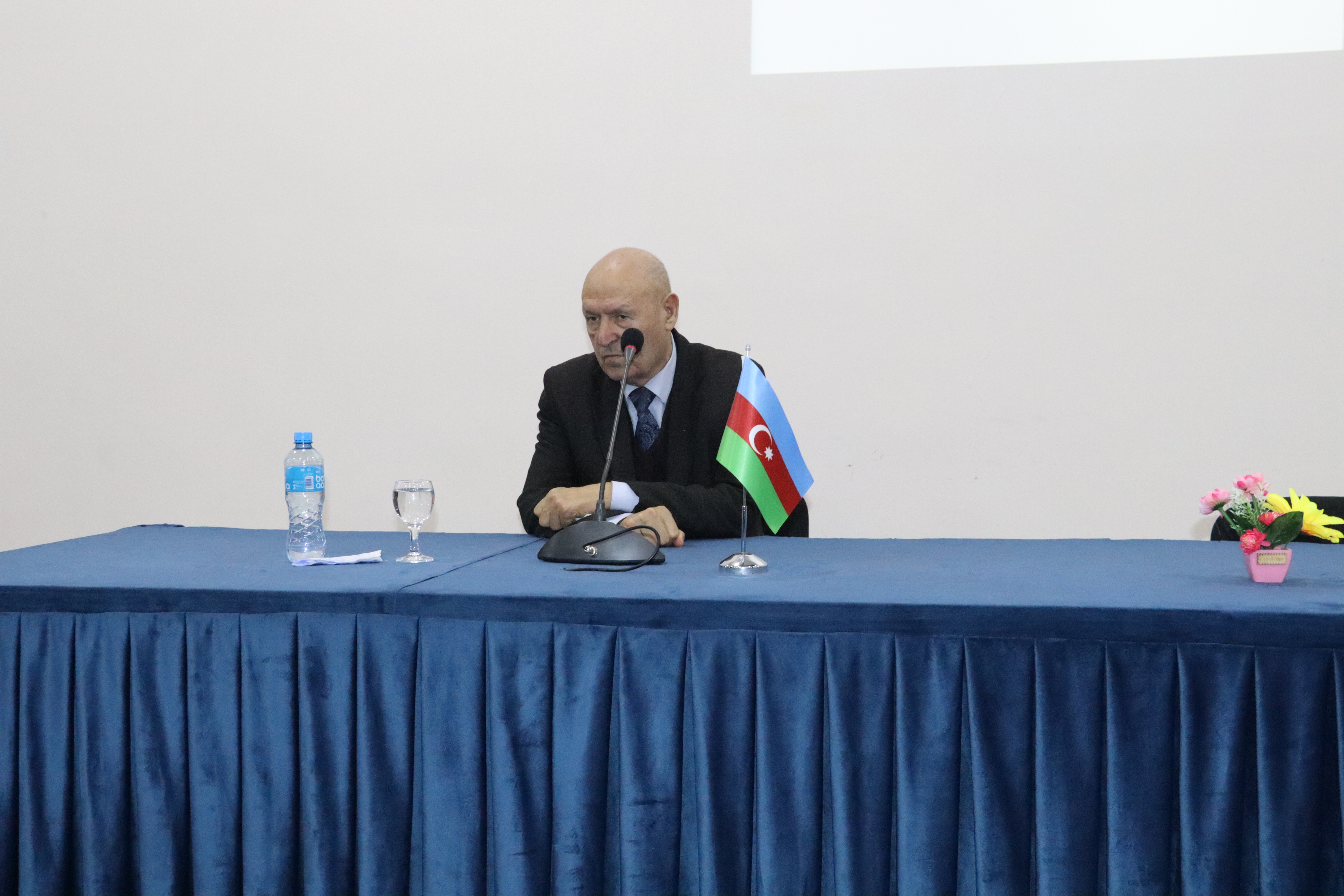 BQU-da  “Büllur düşüncələrin işığında” adlı ədəbi görüş keçirildi