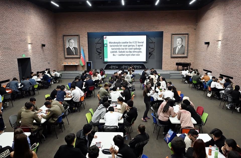 BQU tələbələri “GiNius tələbə-gənclər kuboku 2025” yarışmasında iştirak ediblər