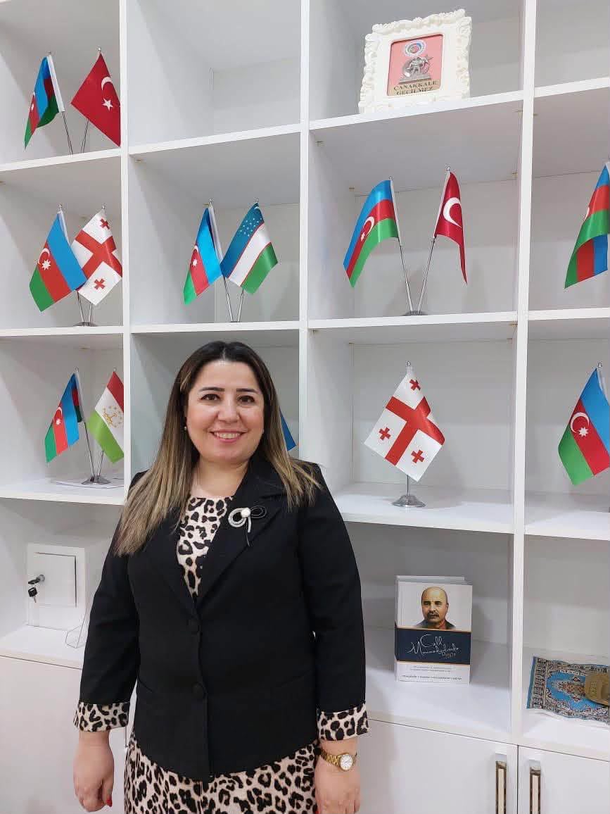 Bakı Qızlar Universitetinin professoru nüfuzlu xatirə nişanına layiq görülüb