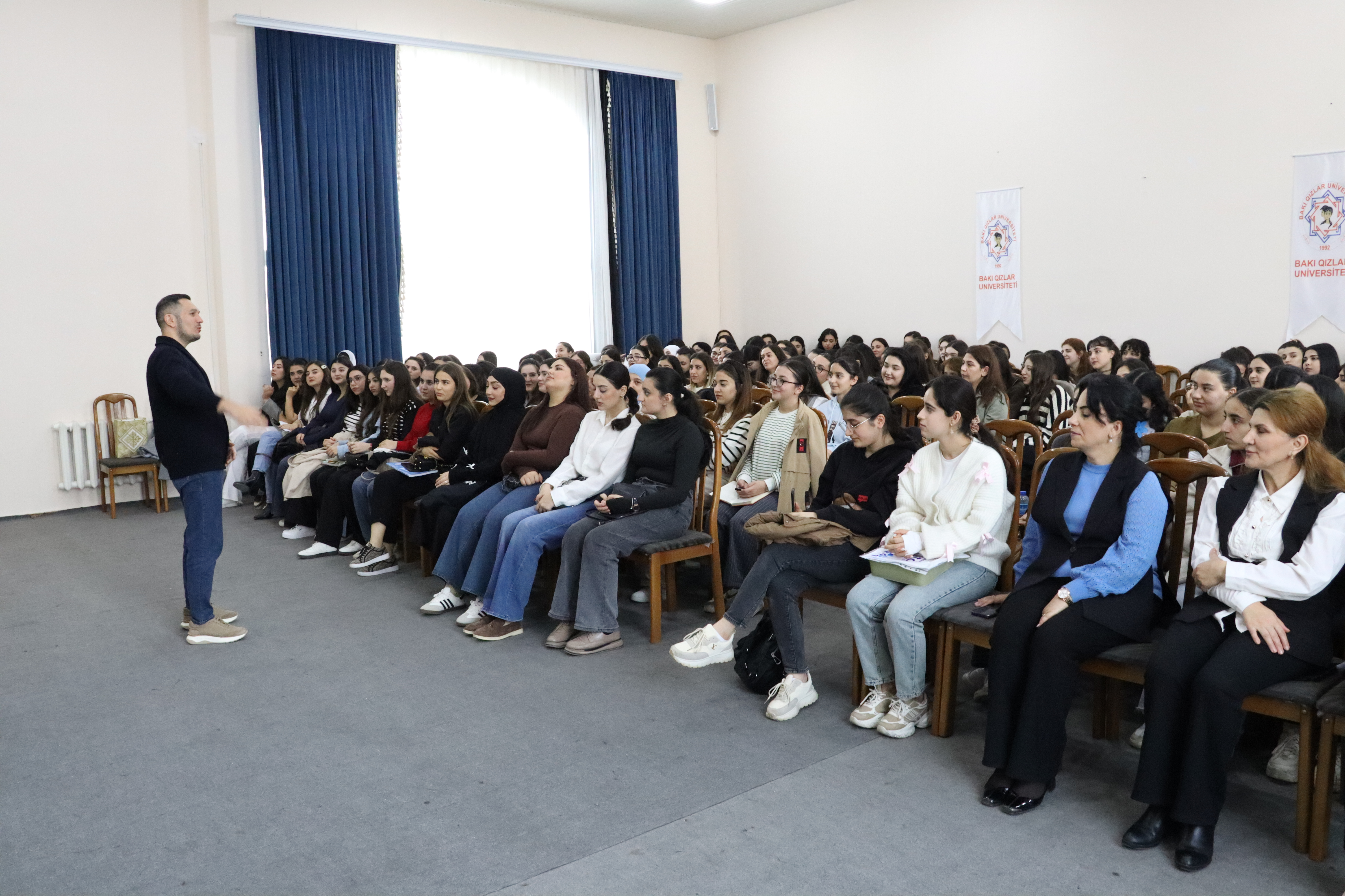 Bakı Qızlar Universitetində “Öz Biznesinə Başla!” seminarı keçirildi