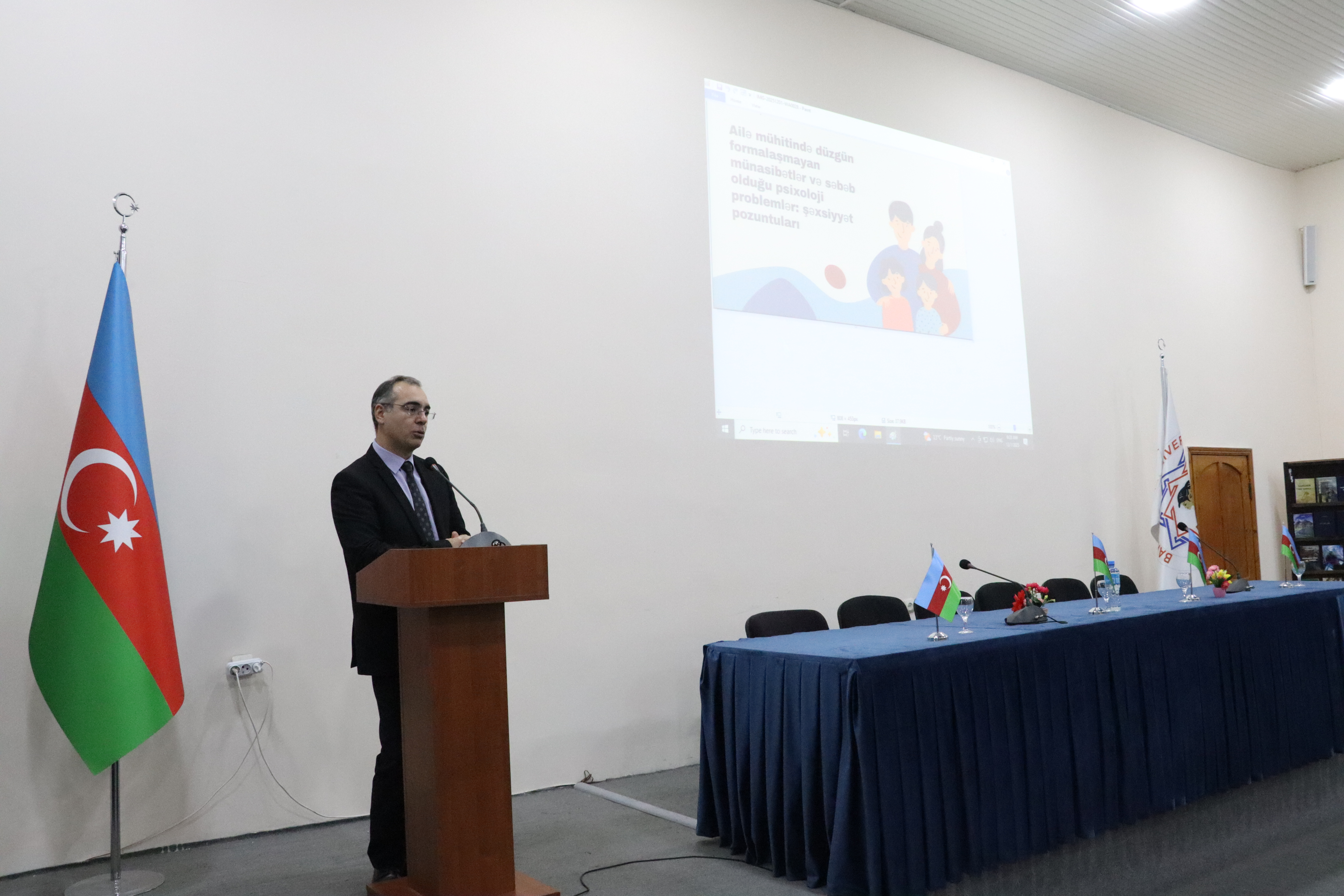 Bakı Qızlar Universitetində maarifləndirici tədbir keçirildi