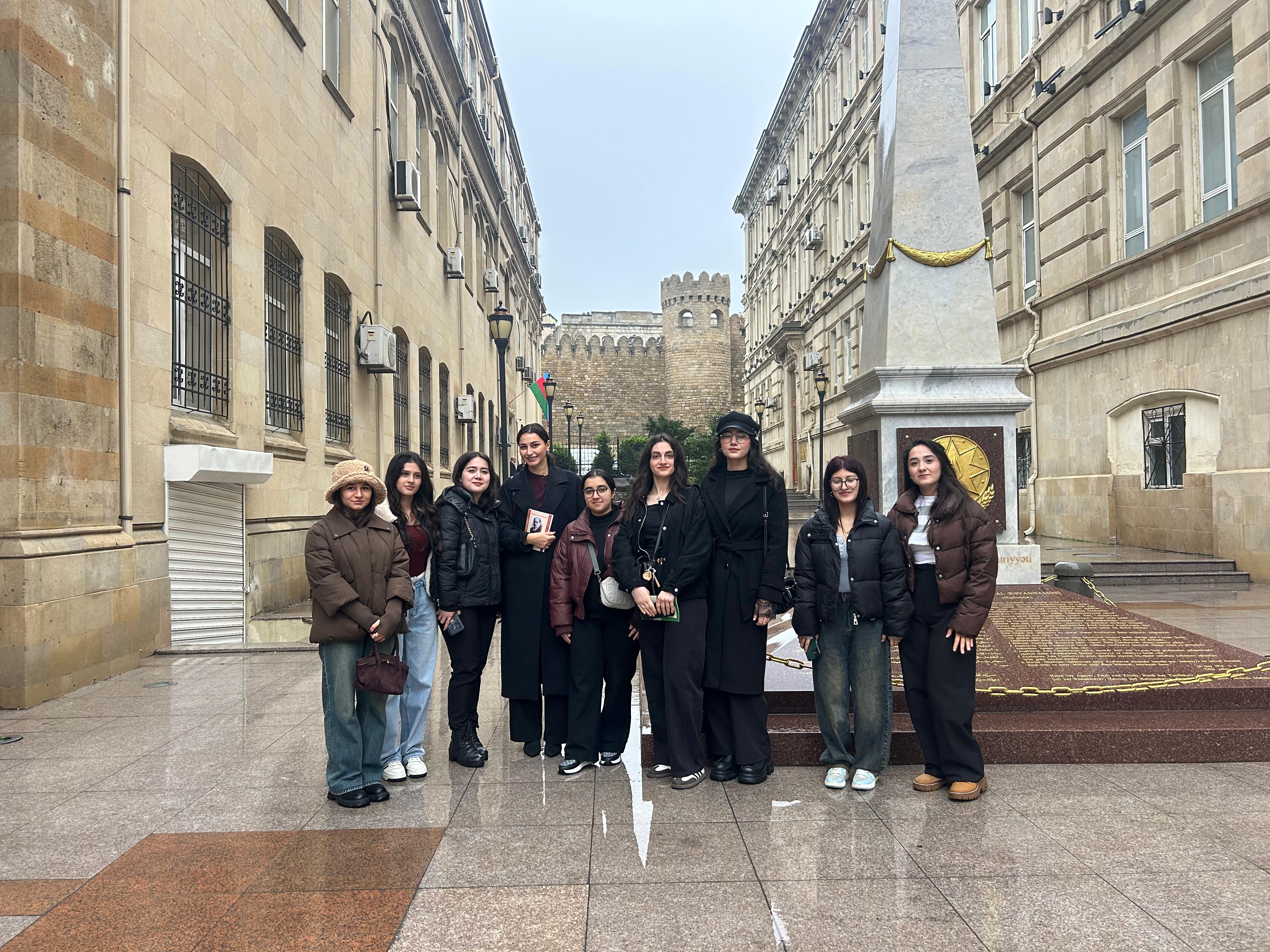 Bakı Qızlar Universiteti tələbələri Nəriman Nərimanov Muzeyini ziyarət etdilər